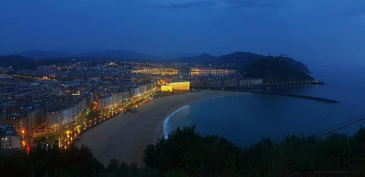 Pension Nuevas Artes San Sebastian Ngoại thất bức ảnh