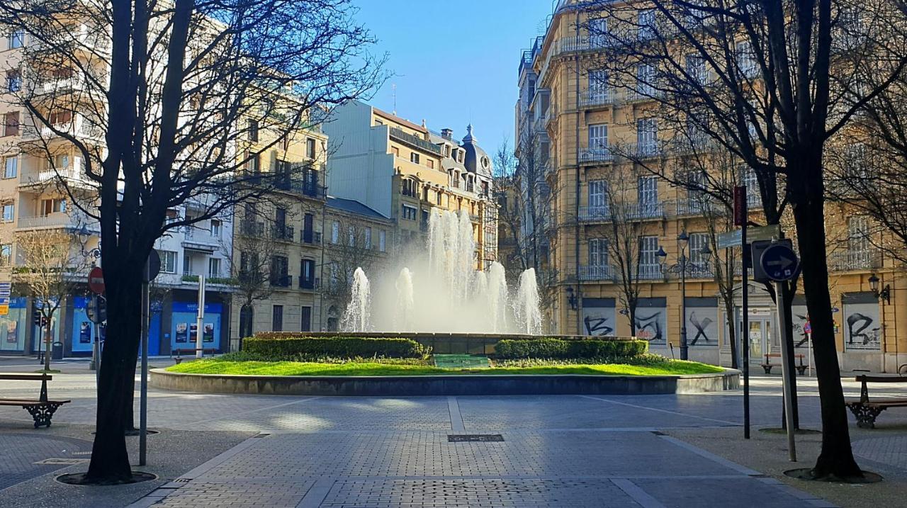 Pension Nuevas Artes San Sebastian Ngoại thất bức ảnh