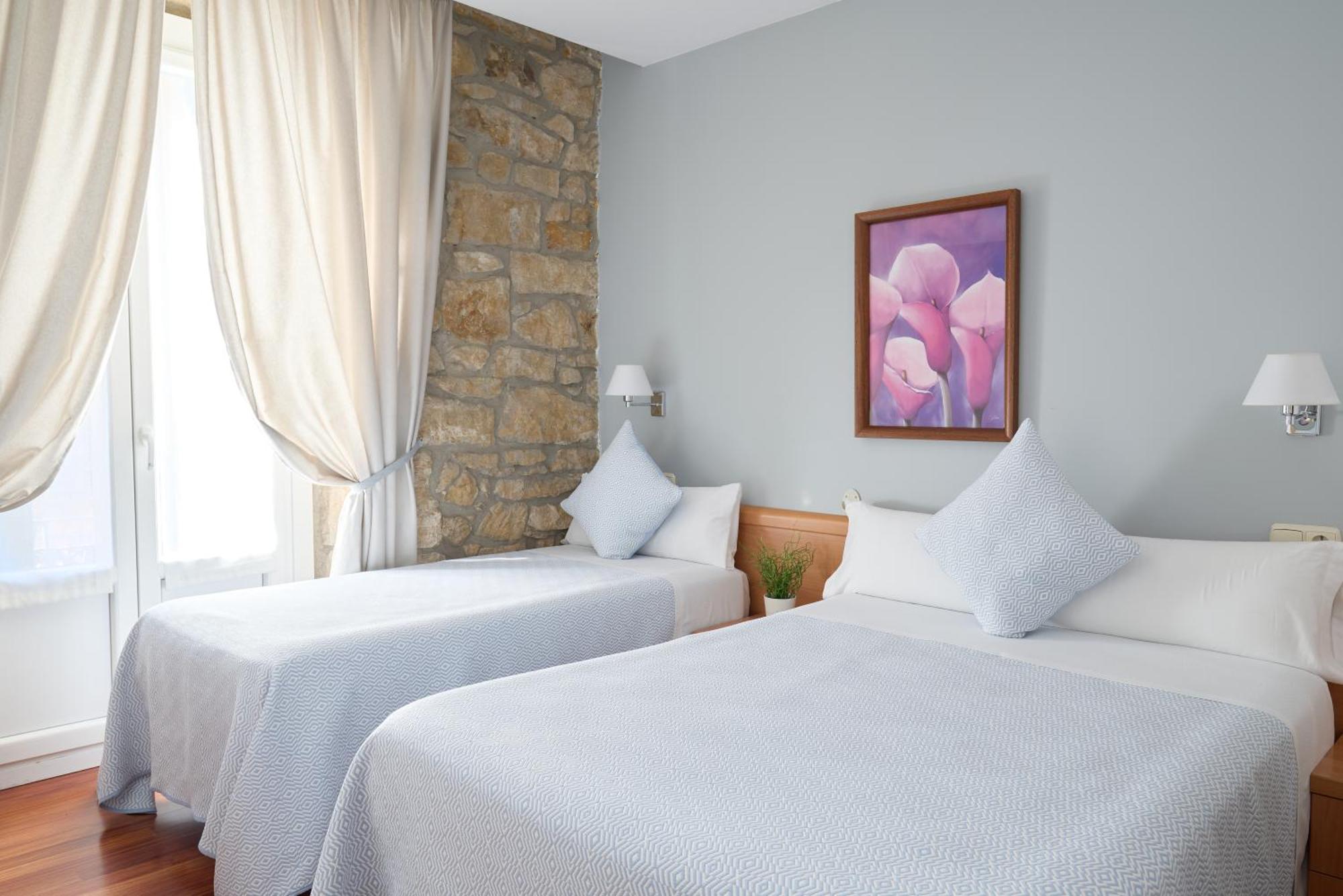 Pension Nuevas Artes San Sebastian Ngoại thất bức ảnh